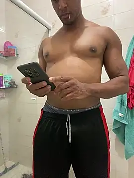 Snapshot of Betobob chatting on 5, 4, 2026 Betobob online show from 5, 4, 2026