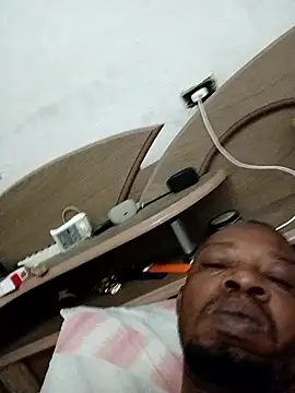 Negaomalinha1 online show from 1, 4, 2026