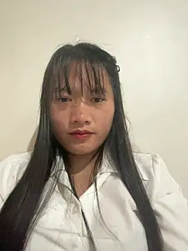 Snapshot of Suni-ii chatting on 8, 3, 2026 Suni-ii online show from 8, 3, 2026