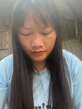 Snapshot of Suni-ii chatting on 8, 4, 2026 Suni-ii online show from 8, 4, 2026