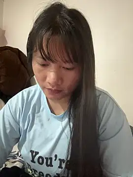 Snapshot of Suni-ii chatting on 12, 4, 2026 Suni-ii online show from 12, 4, 2026