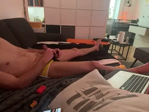 FFistPig69 online show from 12, 5, 2026