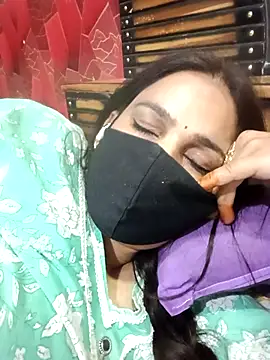 Snapshot of 01Roshani chatting on 11, 2, 2026 01Roshani online show from 11, 2, 2026