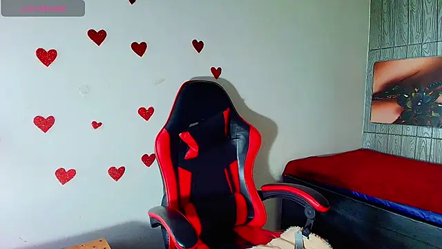 Snapshot of honeyluxe_ chatting on 20, 2, 2026 honeyluxe online show from 20, 2, 2026