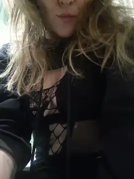 Snapshot of millfka chatting on 14, 6, 2026 millfka online show from 14, 6, 2026