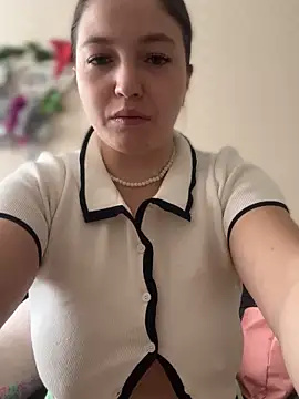 AlexaYvonne online show from 3, 2, 2026