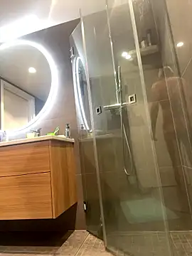 Pierre4tjyxx online show from 7, 1, 2026