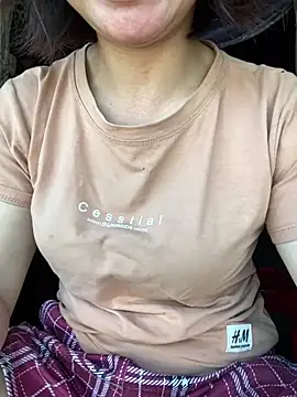 Snapshot of Some-03 chatting on 9, 4, 2026 Some-03 online show from 9, 4, 2026