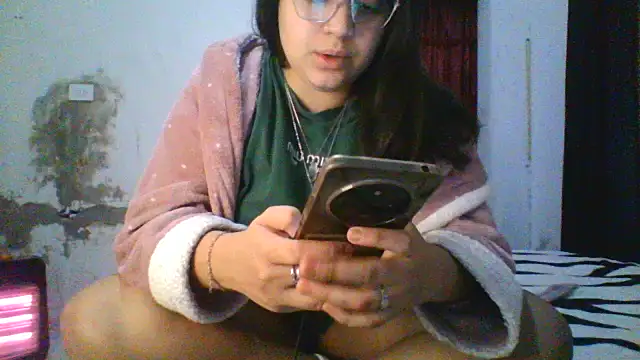 Snapshot of dulce_marrr chatting on 17, 5, 2026 dulce marrr online show from 17, 5, 2026