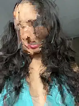 auroramooon online show from 17, 2, 2026