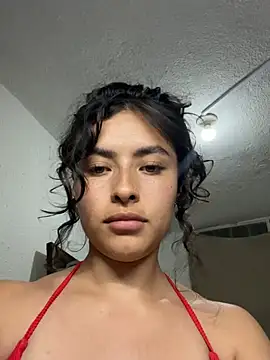 auroramooon online show from 18, 2, 2026