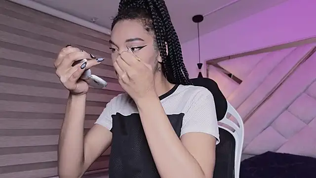 mia gatesvg online show from 22, 3, 2026