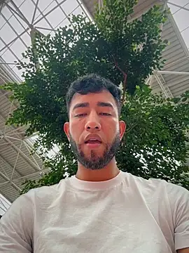 liam bronw online show from 16, 4, 2026