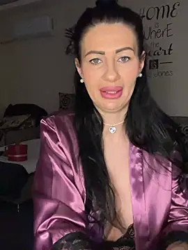 Snapshot of IRISWHITE17 chatting on 20, 2, 2026 IRISWHITE17 online show from 20, 2, 2026