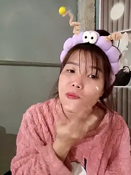 Snapshot of Happy_sweet1 chatting on 14, 1, 2026 Happy sweet1 online show from 14, 1, 2026