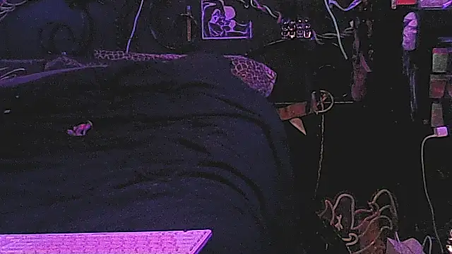 Snapshot of pineapplelife chatting on 27, 3, 2026 pineapplelife online show from 27, 3, 2026