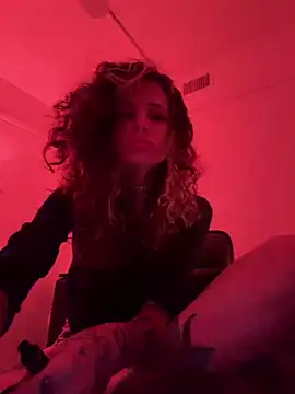 paranoidbimbo online show from 4, 3, 2026