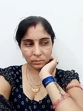 Hot ree85 online show from 17, 4, 2026