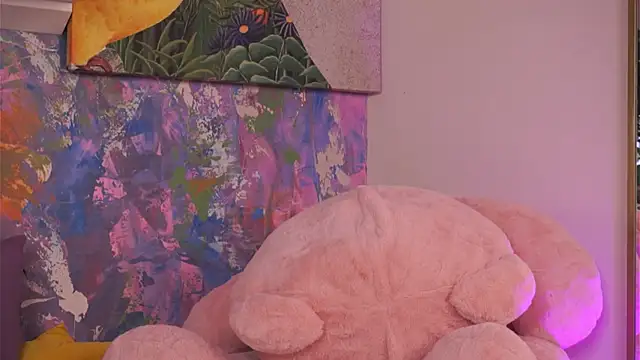 Ava Solis online show from 9, 4, 2026