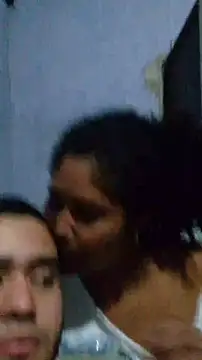 Isabel and Heckler online show from 23, 3, 2026