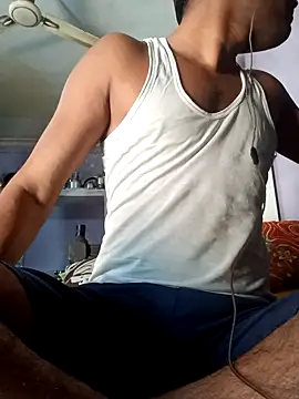 HotteboyShubh online show from 4, 3, 2026