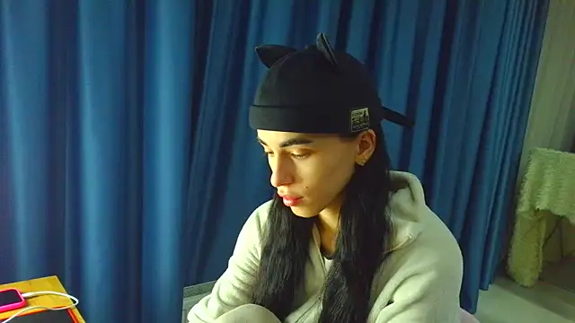 Vlada Elfie online show from 8, 2, 2026