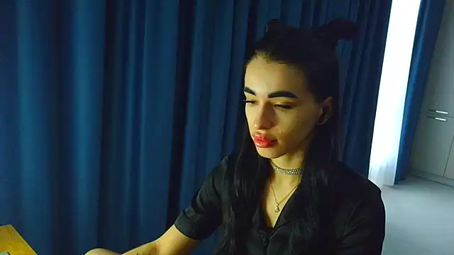 Vlada Elfie online show from 3, 3, 2026