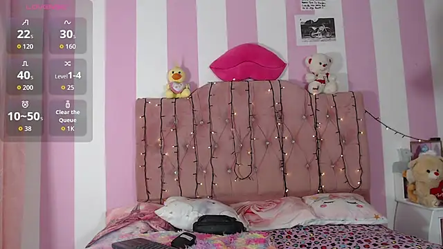 Snapshot of Celestesexx_ chatting on 8, 1, 2026 Celestesexx online show from 8, 1, 2026