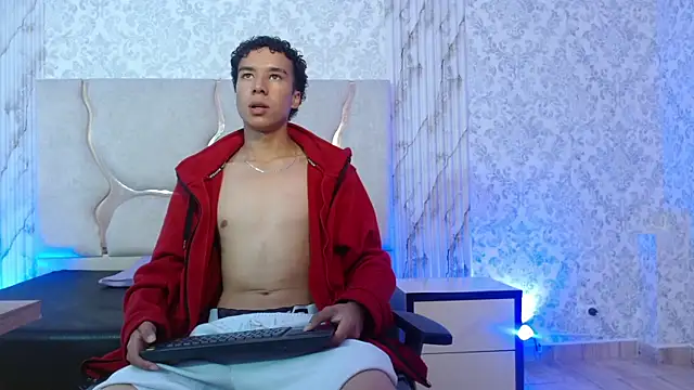 Snapshot of Zayn_tay chatting on 14, 1, 2026 Zayn tay online show from 14, 1, 2026