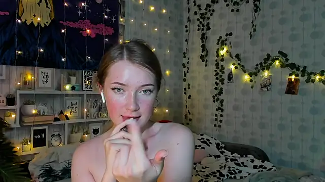 swiity room  online show from 28, 7, 2026