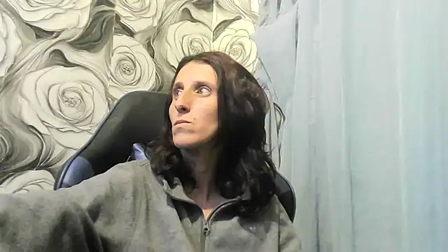  wolfxsnowy  online show from 3, 6, 2026