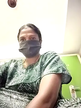 Snapshot of Tamil_Maha69 chatting on 5, 4, 2026 Tamil Maha69 online show from 5, 4, 2026