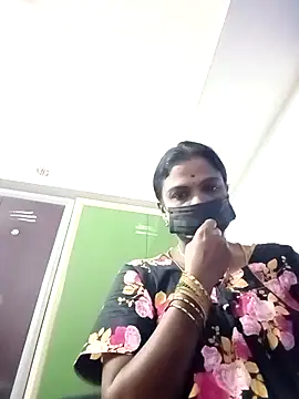 Snapshot of Tamil_Maha69 chatting on 10, 4, 2026 Tamil Maha69 online show from 10, 4, 2026