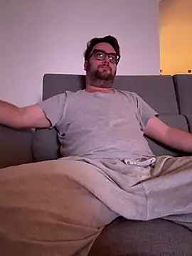 Snapshot of Dominic2295 chatting on 21, 2, 2026 Dominic2295 online show from 21, 2, 2026