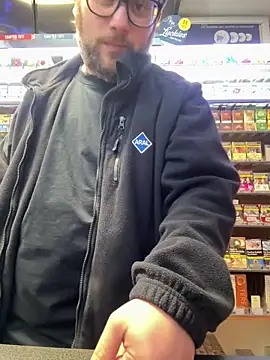 Snapshot of Dominic2295 chatting on 23, 2, 2026 Dominic2295 online show from 23, 2, 2026