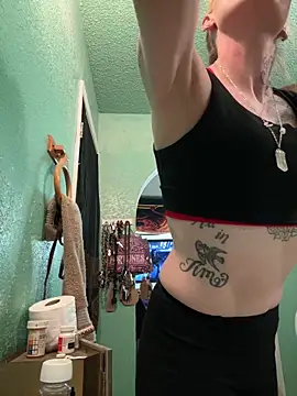 Snapshot of ViironiikaHostiile chatting on 7, 1, 2026 ViironiikaHostiile online show from 7, 1, 2026