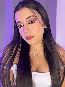 JessyRay  online show from 18, 4, 2026