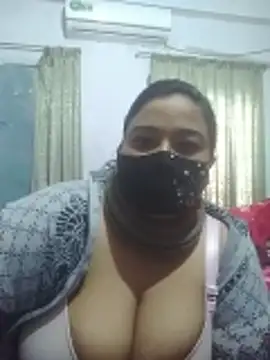 momo loves online show from 4, 2, 2026