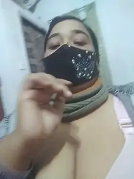 momo loves online show from 6, 2, 2026