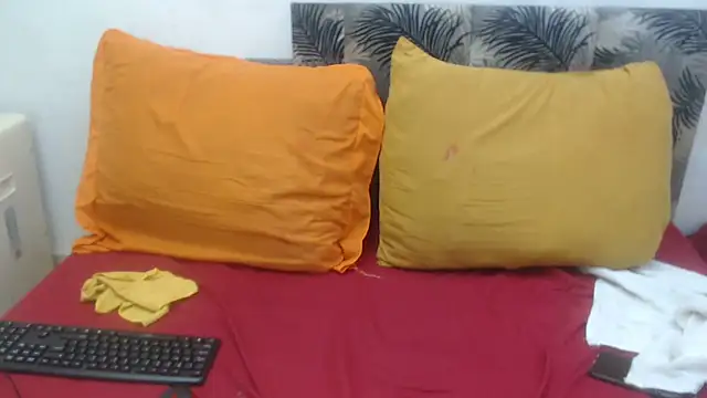 SEXY MATURExx online show from 12, 4, 2026