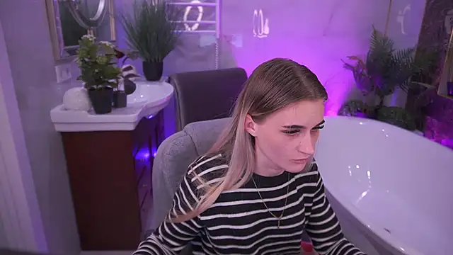 DiamondNina online show from 18, 4, 2026