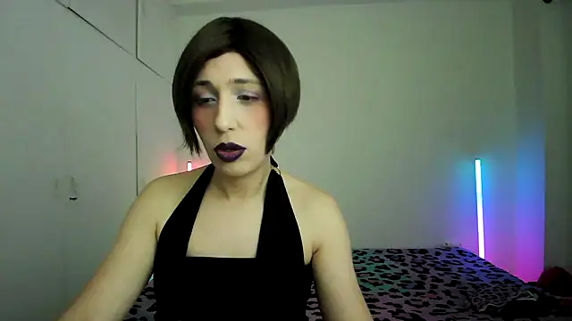 HoneyValentine online show from 3, 2, 2026