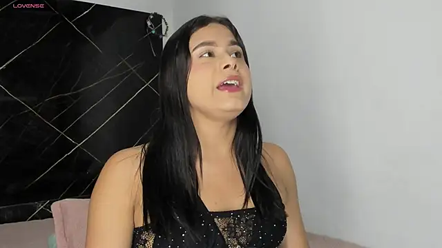 Skarleth queen online show from 7, 3, 2026