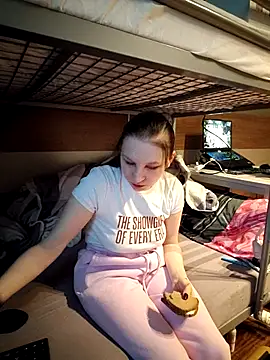 LissieDemons online show from 5, 2, 2026