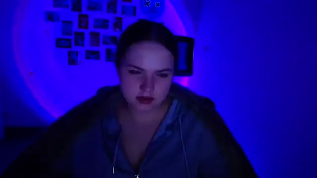 Snapshot of Kitty_Mia_Kitty chatting on 23, 2, 2026 Kitty Mia Kitty online show from 23, 2, 2026