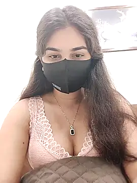 Snapshot of babydoll7172 chatting on 8, 5, 2026 babydoll7172 online show from 8, 5, 2026