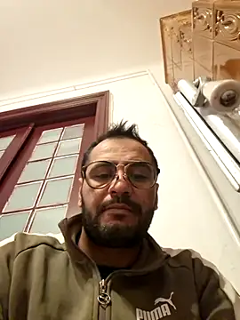 Snapshot of julian-112 chatting on 14, 1, 2026 julian-112 online show from 14, 1, 2026