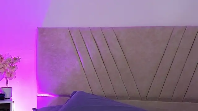 DulceRouss  online show from 26, 3, 2026