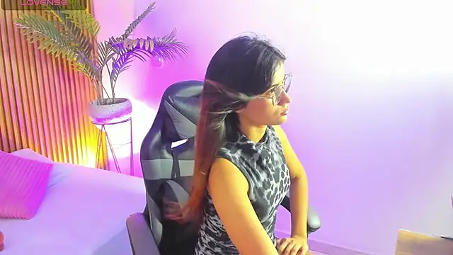 Snapshot of scarlett_rosse_x chatting on 15, 1, 2026 scarlett rosse x online show from 15, 1, 2026