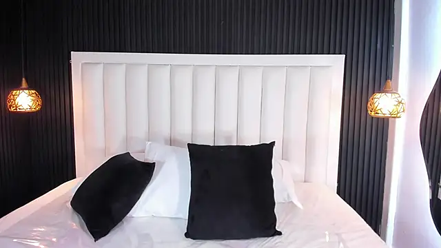 Snapshot of PandoraMiller chatting on 3, 2, 2026 PandoraMiller online show from 3, 2, 2026